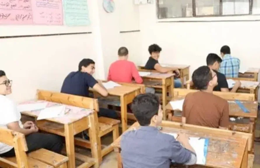 ”تعليم القاهرة” تعقد اجتماعا لمناقشة الاستعدادات لامتحانات الفصل الدراسي الأول