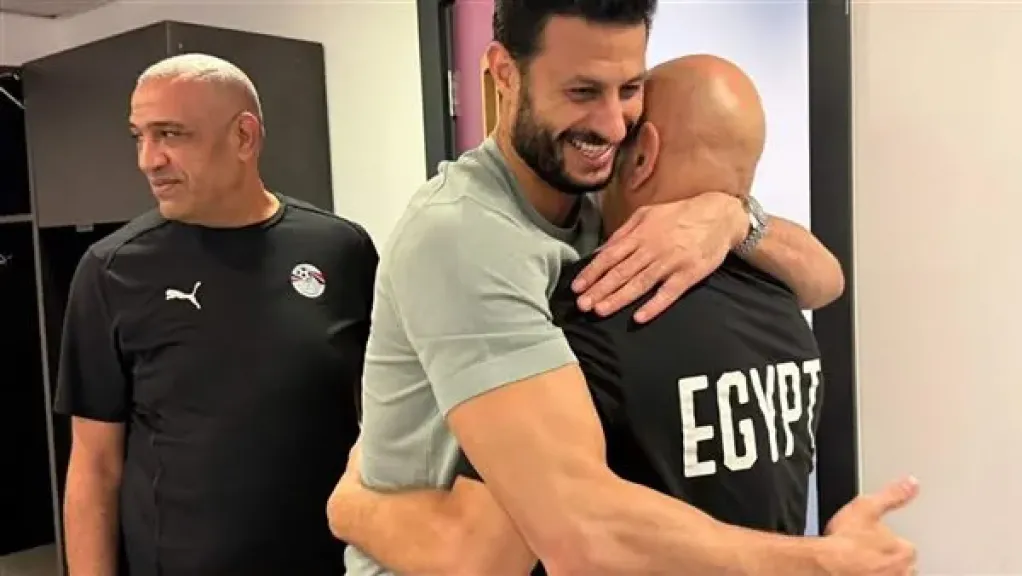 محمد الشناوي على رأس التشكيل المثالي لدور المجموعات في كان 2025