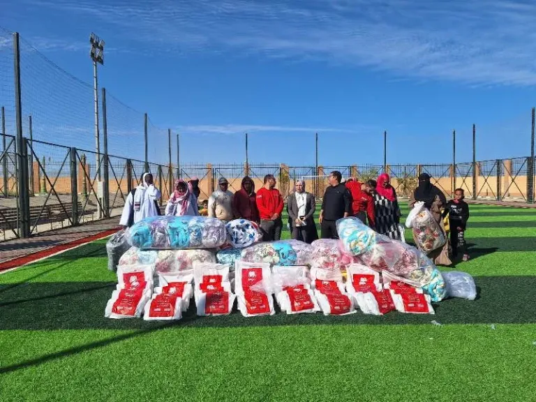”الشباب” تطلق قافلة مساعدات طبية وغذائية كبرى في حلايب وشلاتين