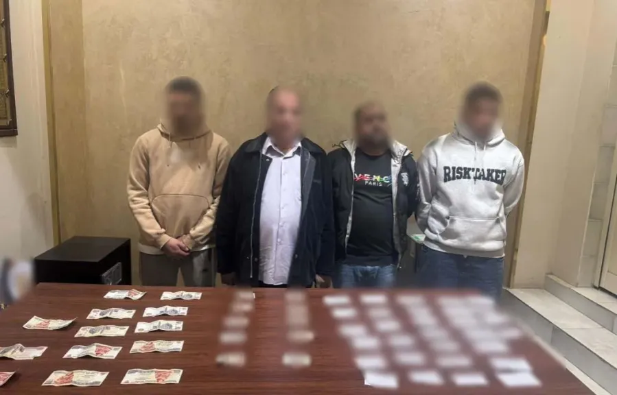 ضبط 4 أشخاص حاولوا شراء أصوات انتخابية بالأهرام بالجيزة