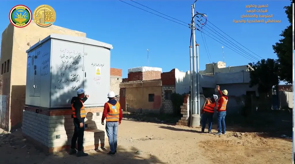 كهرباء البحيرة: الإنتهاء من تنفيذ 98.5% من أعمال ”حياة كريمة” في 1000 قرية.. صور