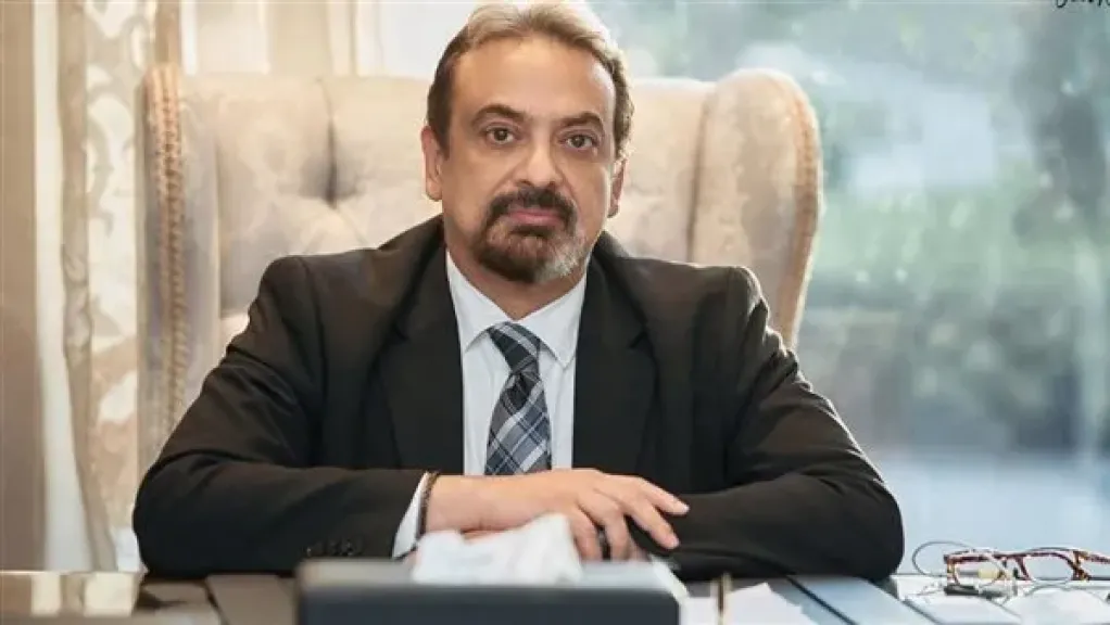 ”محامي” يحقن المرضى بحقن مجهولة.. الصحة تفجر مفاجأة وتغلق 300 مركز ”نصب” للتخسيس