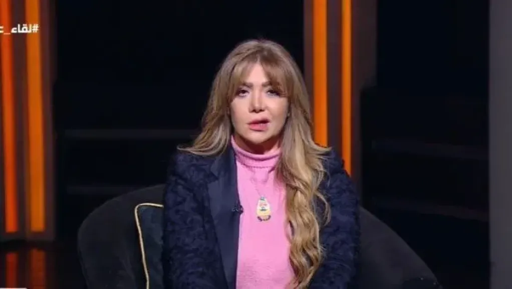 حالة نفسية سيئة.. لقاء سويدان تعلن على الهواء إصابتها بهذا المرض