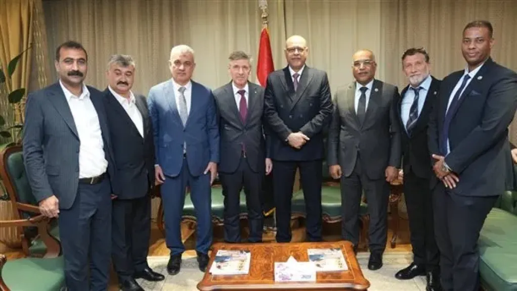 وزير العمل يستقبل وفد نقابة العاملين بالبترول بتركيا لتعزيز التعاون