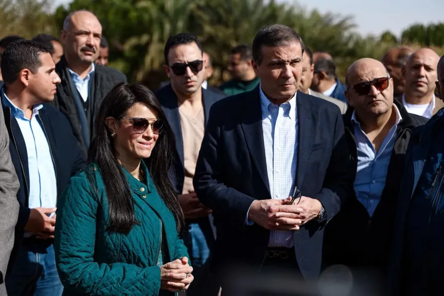 وزيرا التخطيط والتنمية الاقتصادية والزراعة يتفقدان أعمال المصرف الزراعي