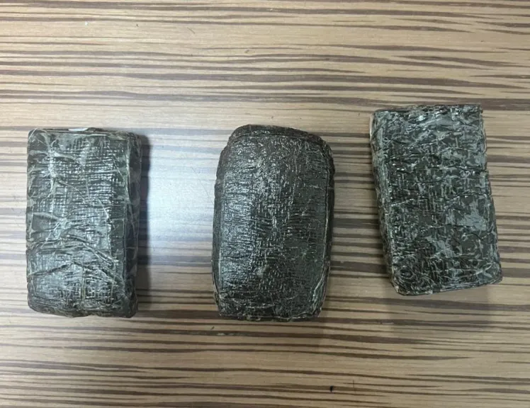 جمارك مطار القاهرة تحرر 139 محضر ضبط لمخدرات بقيمة ربع مليار جنيه خلال 2025