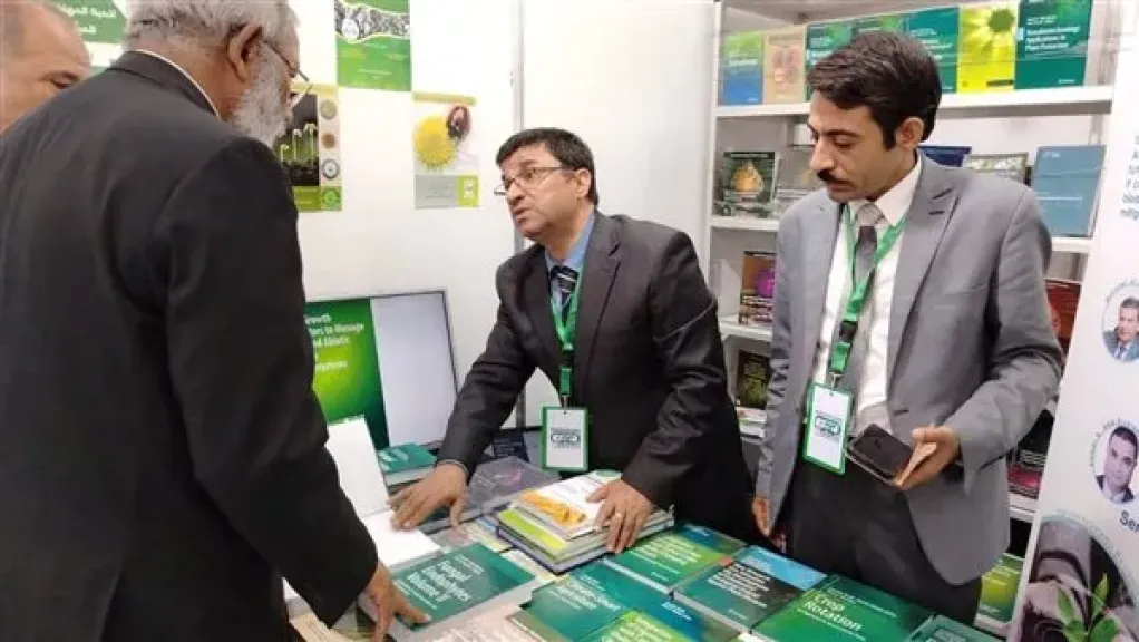 الزراعة تستعرض الجهود والأنشطة البحثية لـ”أمراض النباتات” خلال 2025