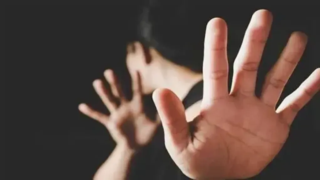 التحقيق مع عاطل لاتهامه بالتحرش بسيدة في مدينة 6 أكتوبر