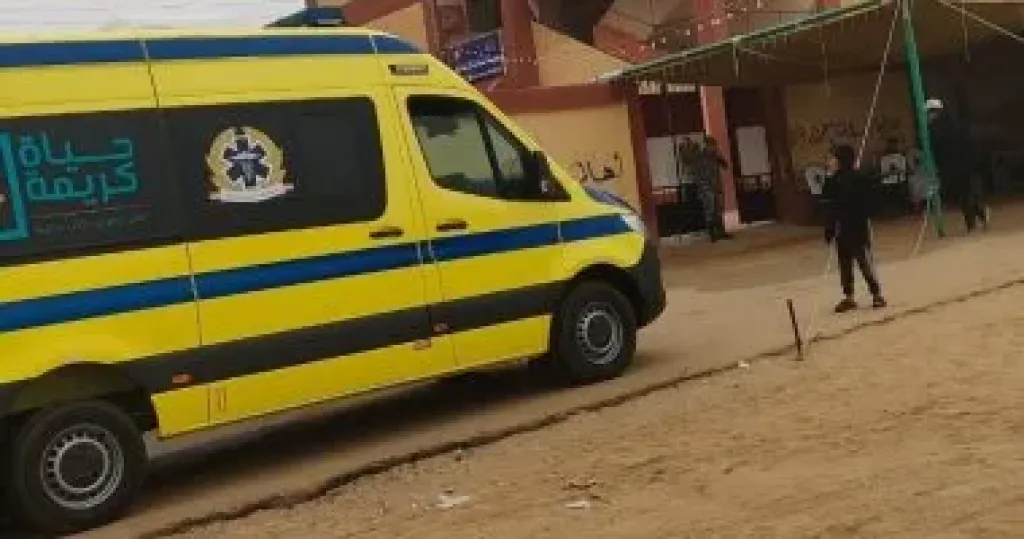 إصابة شخصين فى تصادم تروسيكلين بطريق جرجا سوهاج