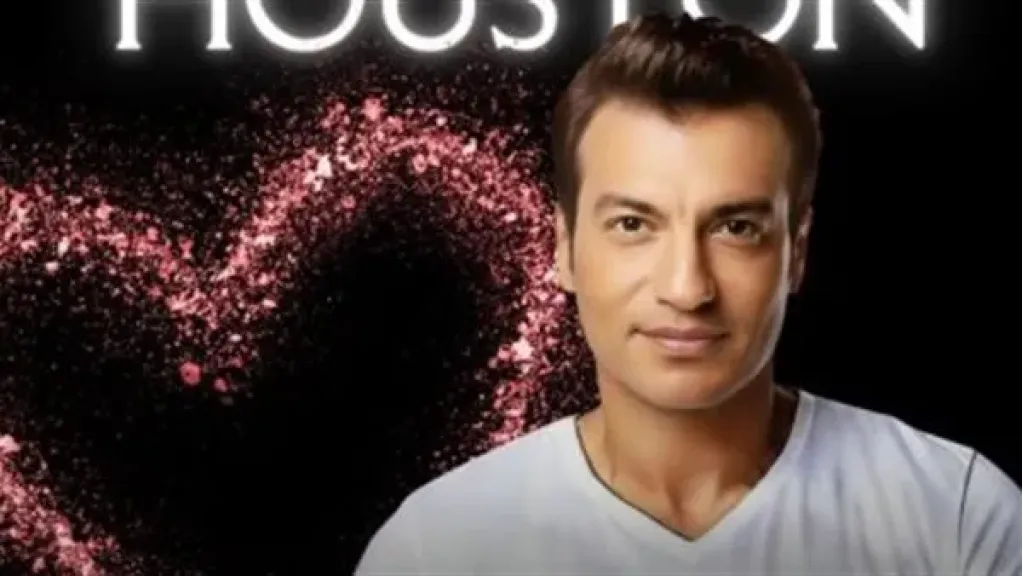 إيهاب توفيق يستعد لحفل عيد الحب في هيوستن بالولايات المتحدة