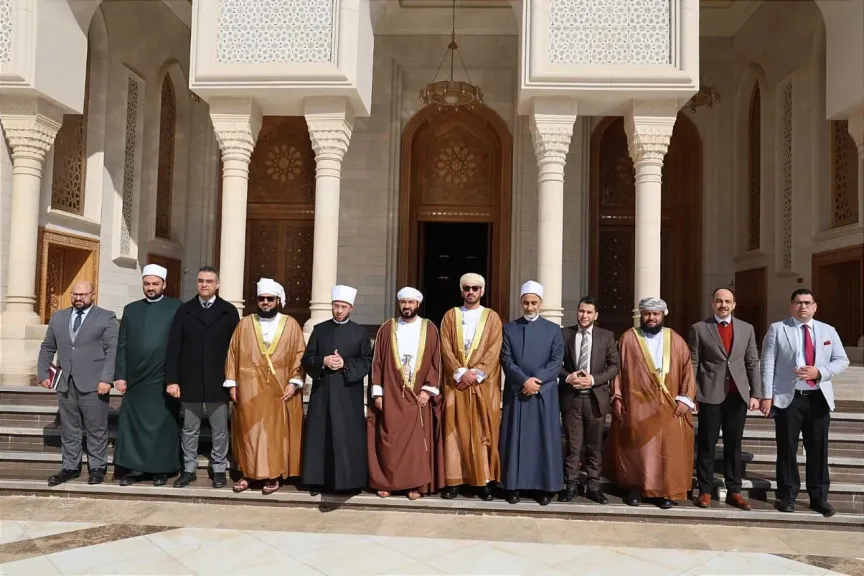 وزير الأوقاف يستقبل نظيره العُماني بمسجد مصر الكبير.. صور
