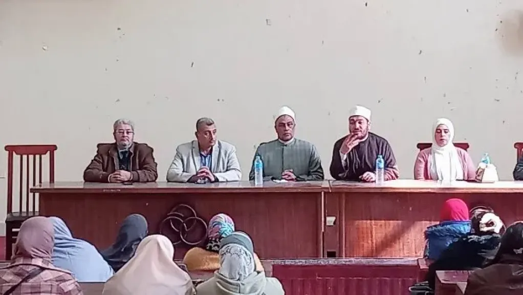 أسيوط.. تدشين مبادرة وحشتنا أخلاقنا بمديرية الزراعة