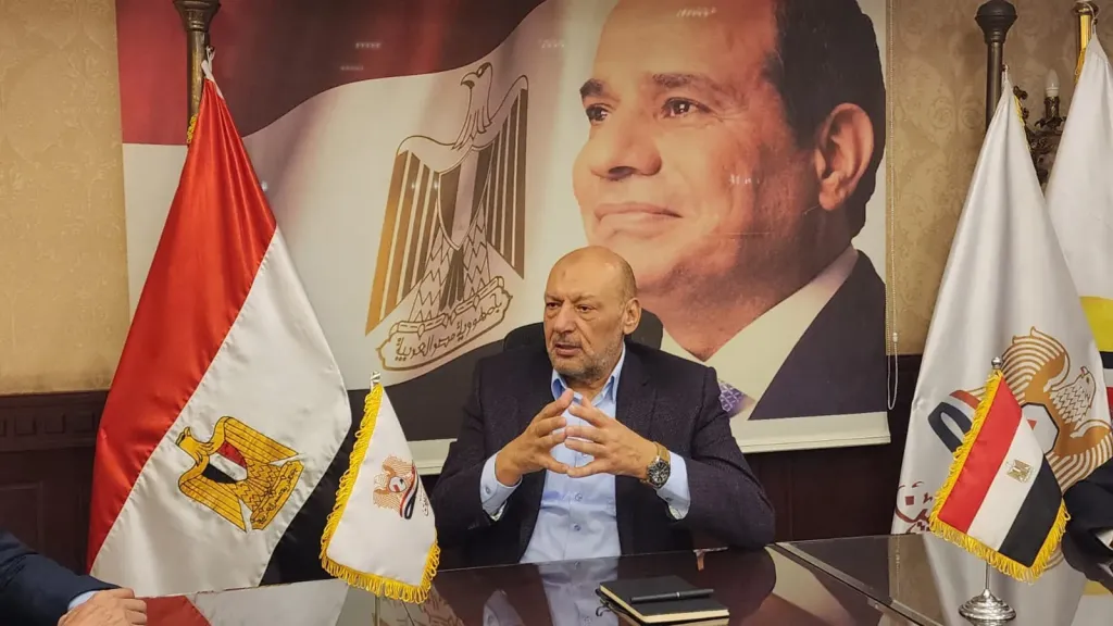 حزب ”المصريين”: مشاركة الرئيس السيسي في منتدى ”دافوس” الاقتصادي تأتي في ظروف بالغة الأهمية