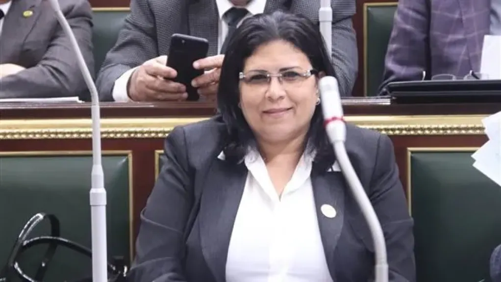 تأجيل محاكمة منى جاب الله في اتهامها بدهس شاب لـ31 يناير