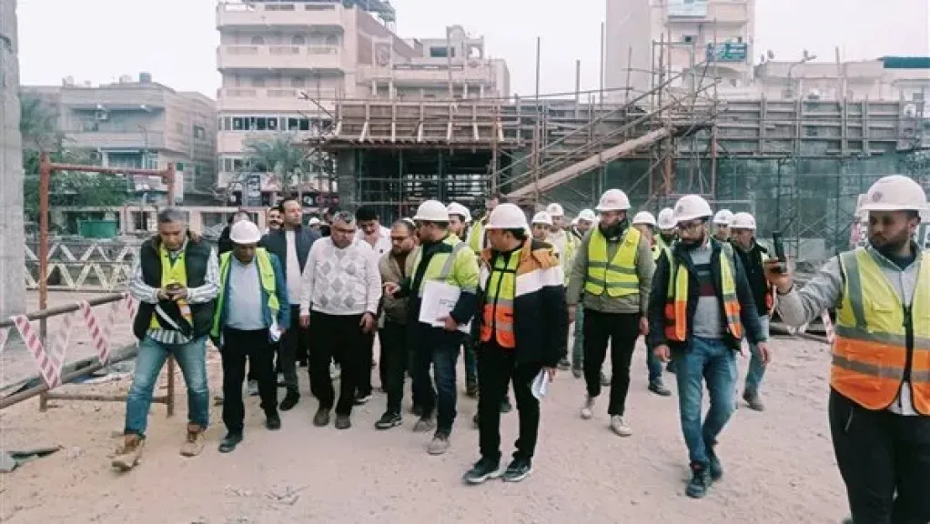 وزير الصحة يتلقى تقريرًا عن مرور ميداني على 23 مشروعًا صحيًا جاريًا في 7 محافظات