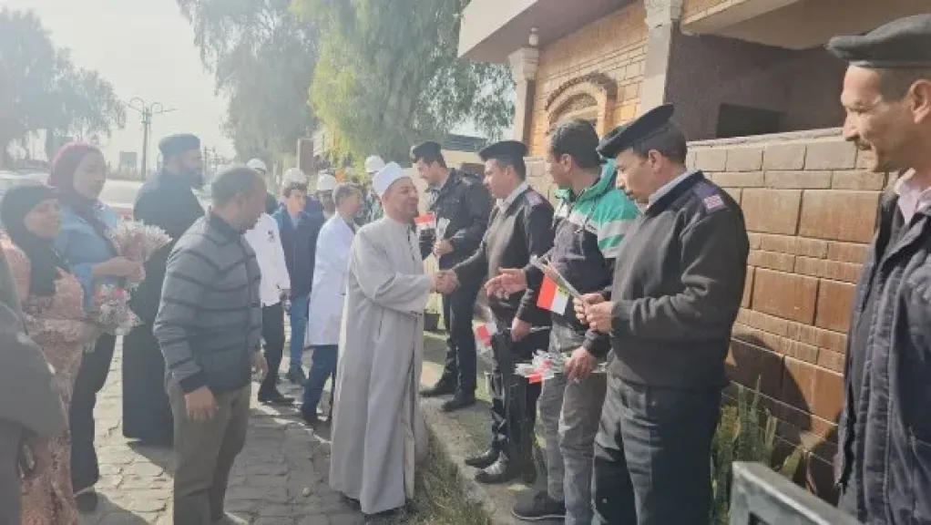 محافظ أسيوط: وفد من العاملين والأزهر والكنيسة يزور الأقسام للتهنئة بعيد الشرطة