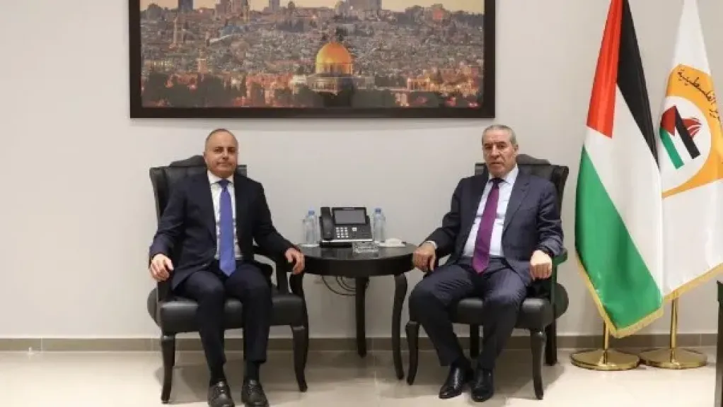 سفير مصر برام الله: دعم كامل للسلطة الفلسطينية للاضطلاع بمسؤولياتها في غزة