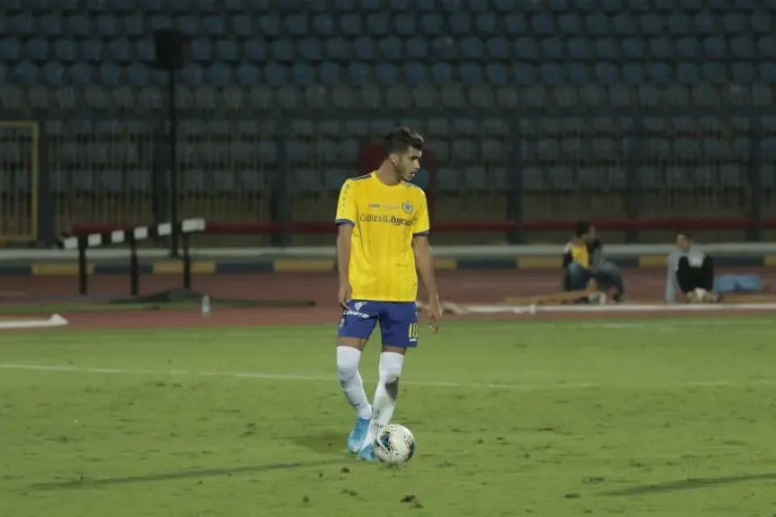 الإسماعيلي يدرس طلب الاتحاد السكندري الحصول على خدمات المدافع محمد نصر