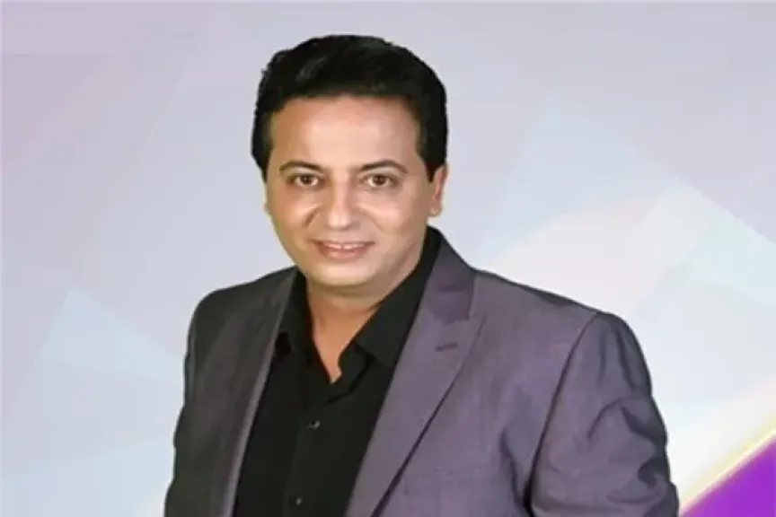 محاكمة الإعلامي أحمد رجب بتهمة سب وقذف رئيس محكمة سابق