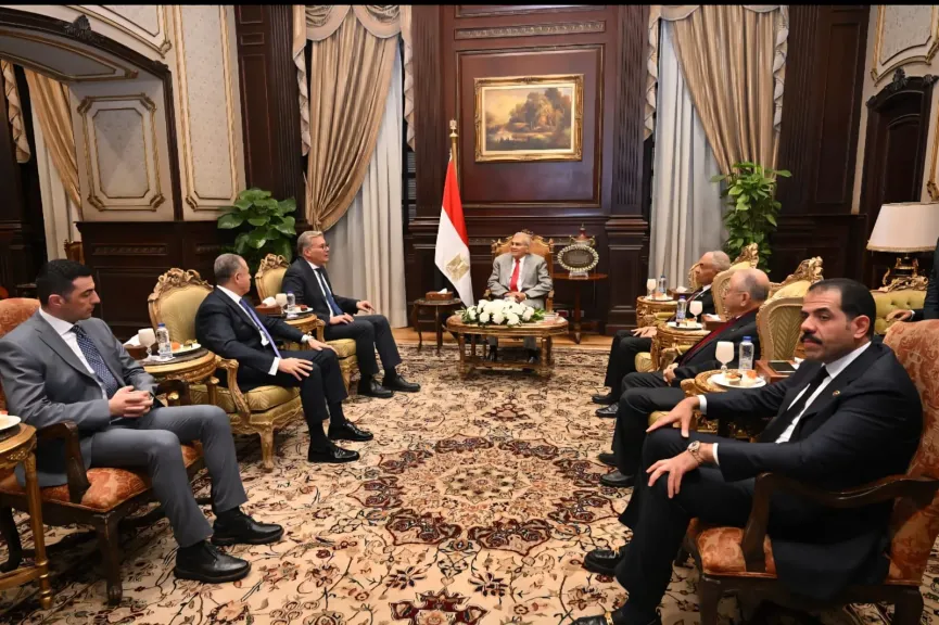 رئيس مجلس الشيوخ يستقبل وزير البترول