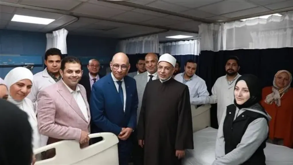 فريق طبي بمستشفى الزهراء الجامعي ينجح في إجراء جراحة نادرة لطفل