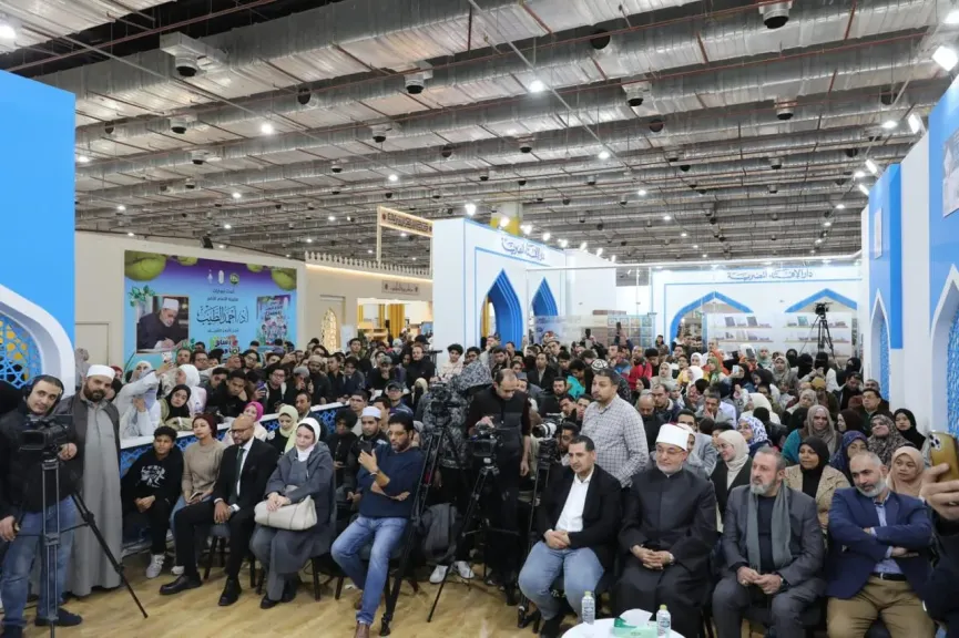 «الفتوى والدراما من الترفيه إلى الوعي» ندوة بجناح دار الإفتاء بمعرض الكتاب |صور