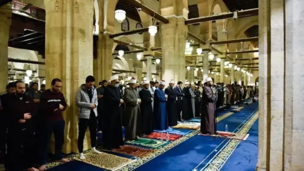 مساجد كفر الشيخ تشهد إقبالًا كثيفًا لأداء صلاة التراويح اليوم