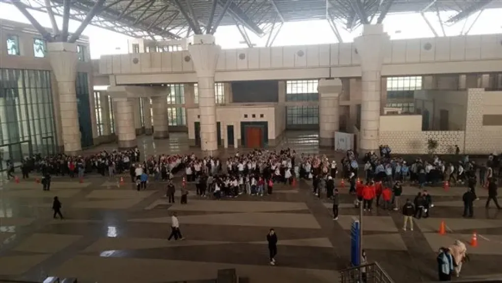 النقل تسير رحلات لنقل 3000 شاب وفتاة من المشاركين في اللقاء الأول لبرامج الهيئات الشبابية بالعاصمة