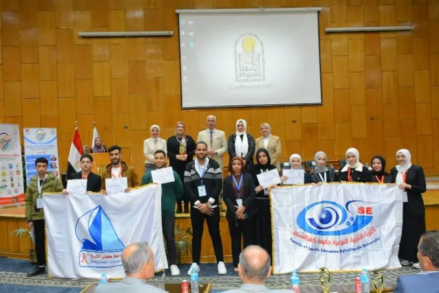 كلية التربية النوعية بكفر الشيخ تحصد 11 جائزة بملتقى الإبداع السابع بأسيوط