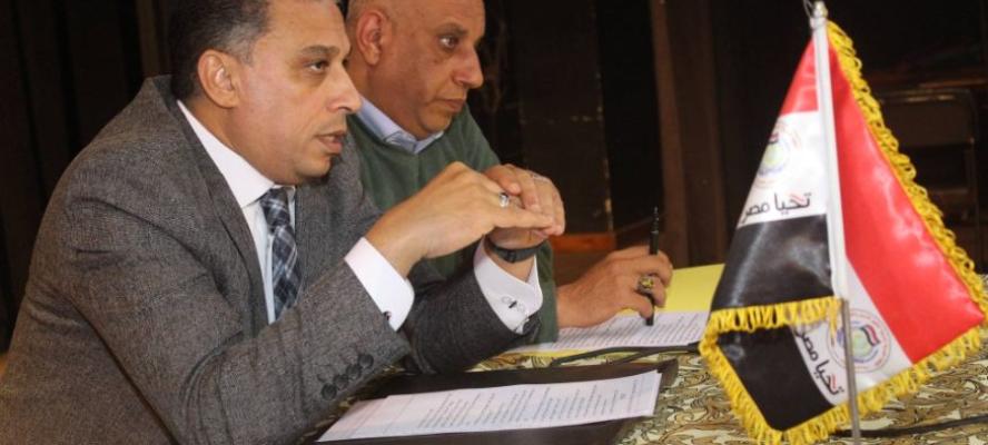 ”عطية” يناقش مع مديري ووكلاء الإدارات التعليمية تنفيذ خطة العمل بالفصل الدراسي الثاني.. صور