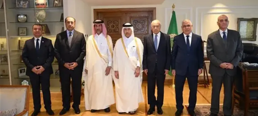 النائب العام المصري ونظيره القطري يزوران الأمين العام لجامعة الدول العربية