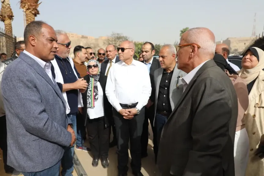 محافظ القاهرة: لن يتم إزالة سوق الحمام بالسيدة عائشة