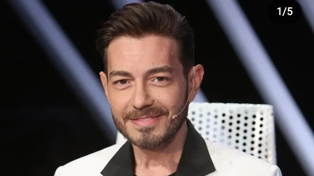 أحمد زاهر: بنتي كانت بتلعب روبلوكس ومسحتها