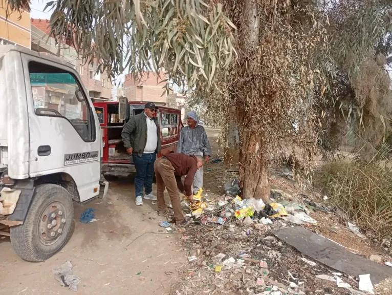 حملات مستمرة للنظافة والتشجير ورفع الإشغالات بمركز ومدينة سنورس بالفيوم