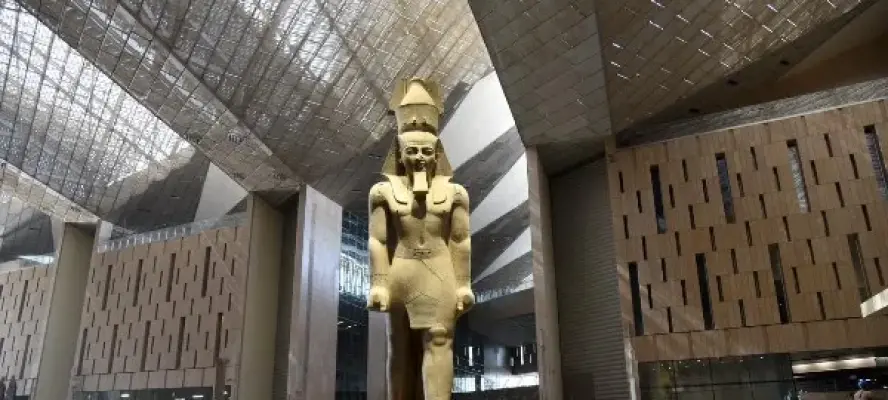 المتحف المصري الكبير يحدد الفئات المعفاة من رسوم الدخول