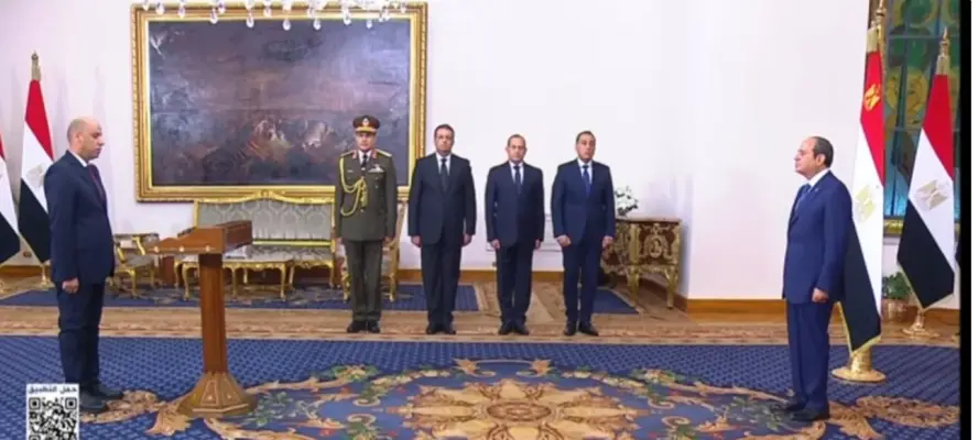 الوزراء الجدد يؤدون اليمين الدستورية أمام الرئيس السيسي