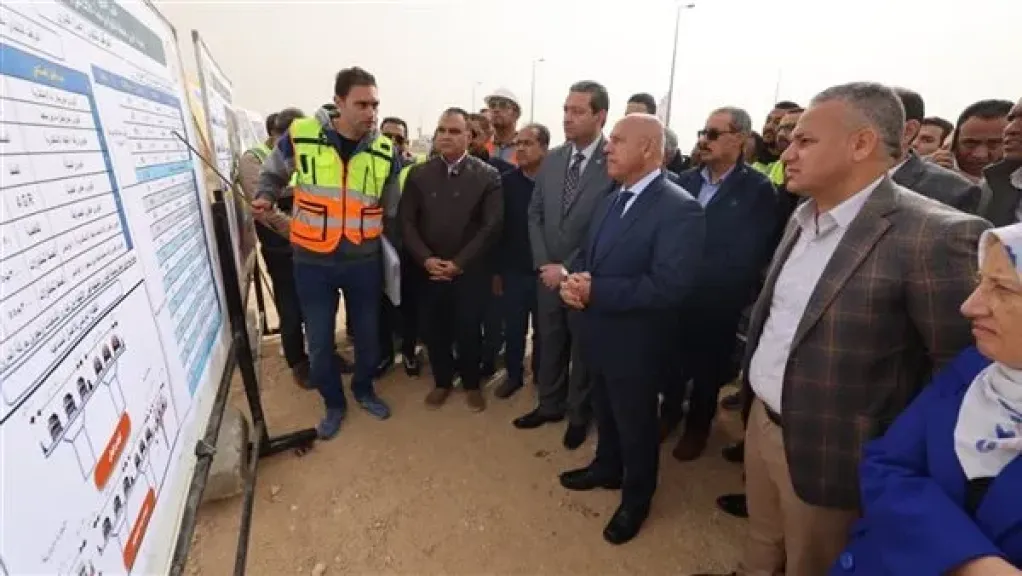 وزير النقل يتفقد تطوير الطريق الدولي الساحلي من دمياط إلى بلطيم