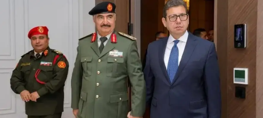 رئيس المخابرات العامة يلتقي المشير خليفة حفتر وينقل له تحيات الرئيس السيسي