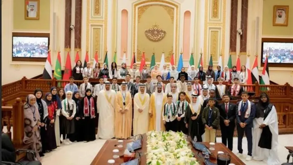 سفراء القومي للطفولة يشاركون في الدورة الرابعة للبرلمان بدولة الإمارات