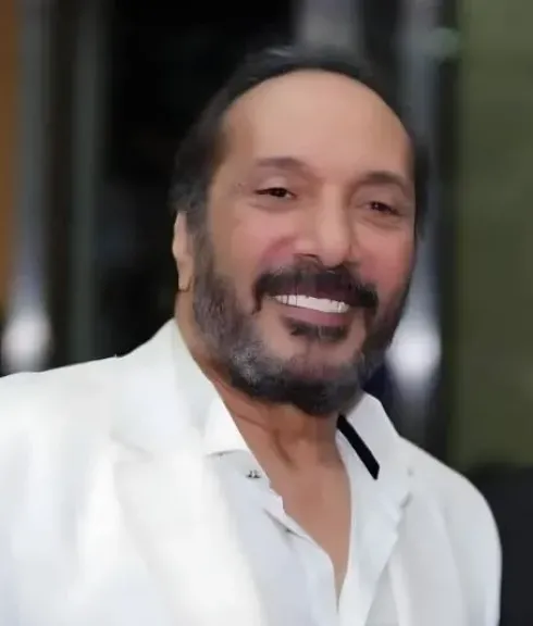 رأس الأفعى يعيد علي الحجار لغناء تترات المسلسلات