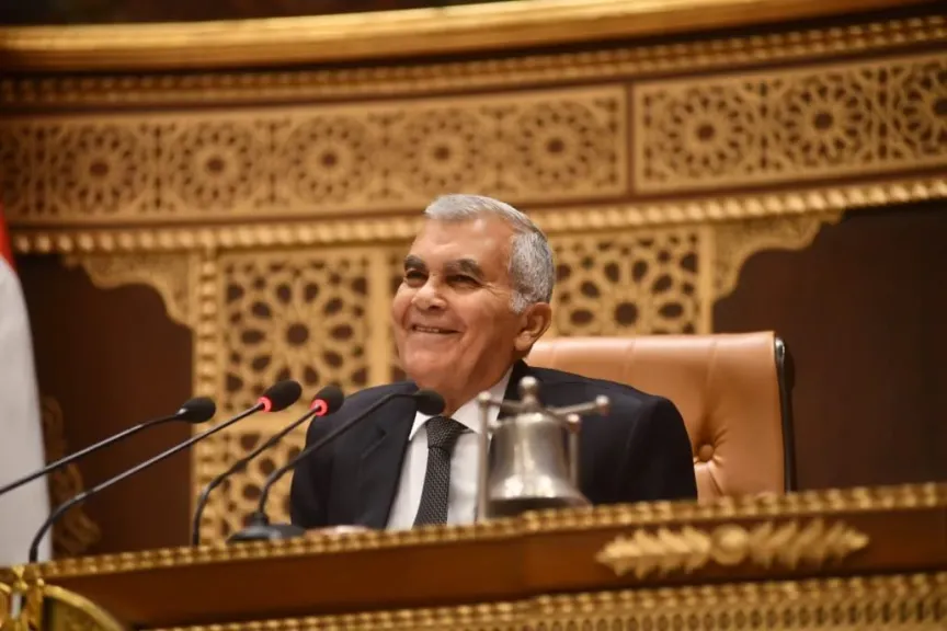 رئيس مجلس الشيوخ يهنئ الرئيس السيسي بمناسبة شهر رمضان المعظم