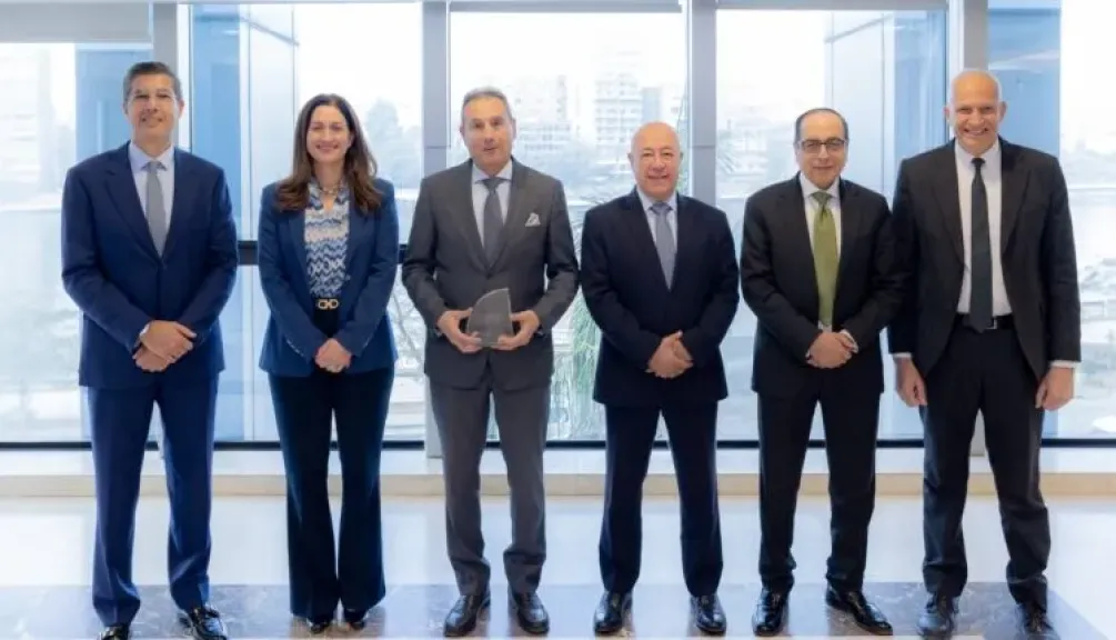 البنك الأهلي المصري يحصد جائزة أفضل صفقة مصرفية مستدامة في مصر لعام 2025
