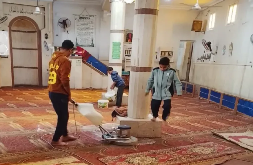 أوقاف سوهاج تواصل حملة النظافة الشاملة بالمساجد استعدادًا لشهر رمضان المبارك