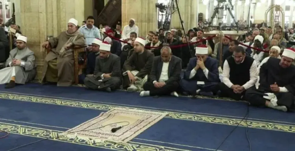 خطيب الجامع الأزهر يحذر من «اختطاف الإسلام»: محاولة لعلمنته وتفريغه من مرجعيته