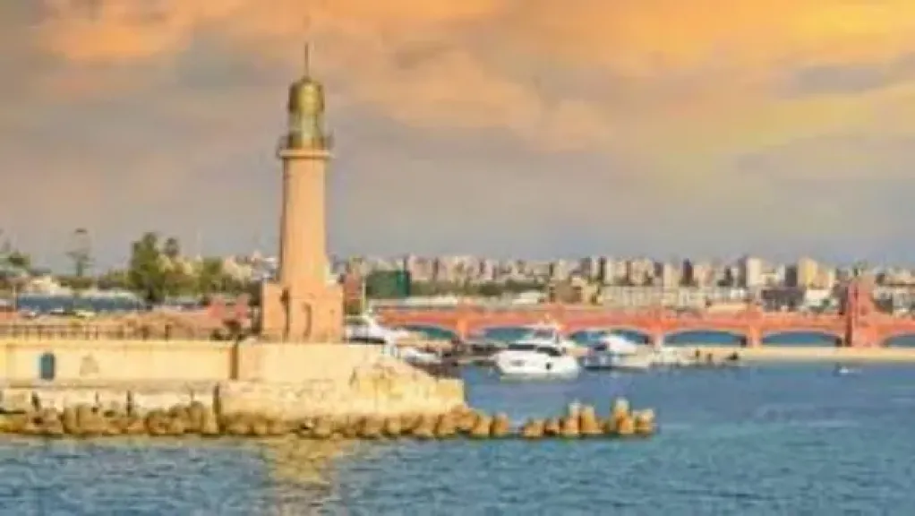 العثور على 5 آلاف كتلة حجرية من فنار الإسكندرية ومشروع يعيد بنائه افتراضياً