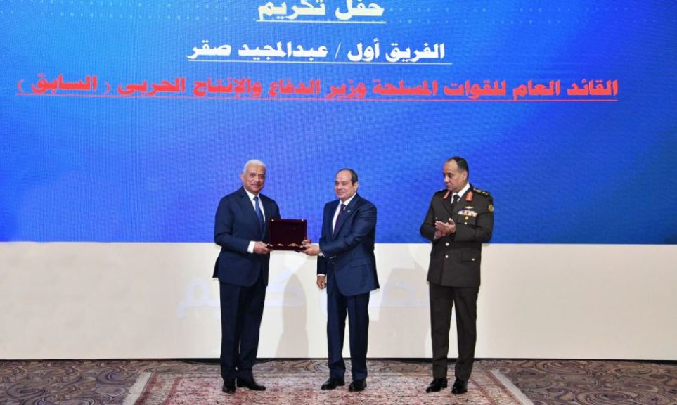 الرئيس السيسي يشهد حفل تكريم الفريق أول عبد المجيد صقر وزير الدفاع السابق