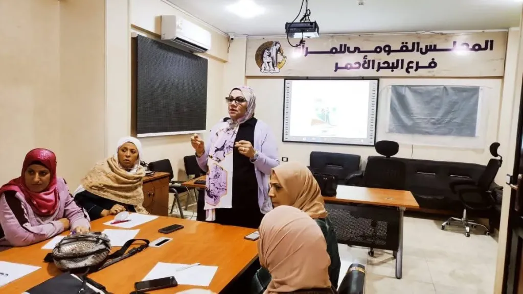 القومي للمرأة يواصل فعاليات تمكين الأسرة المصرية في 9 محافظات| صور