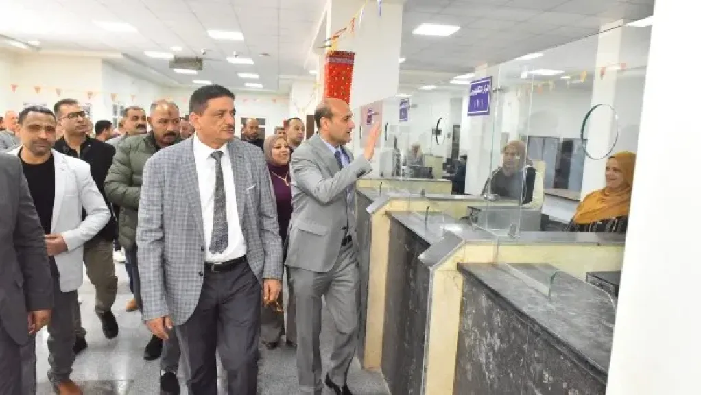 محافظ أسيوط يتفقد التشغيل التجريبي لمجمع الخدمات الحكومية بالشامية