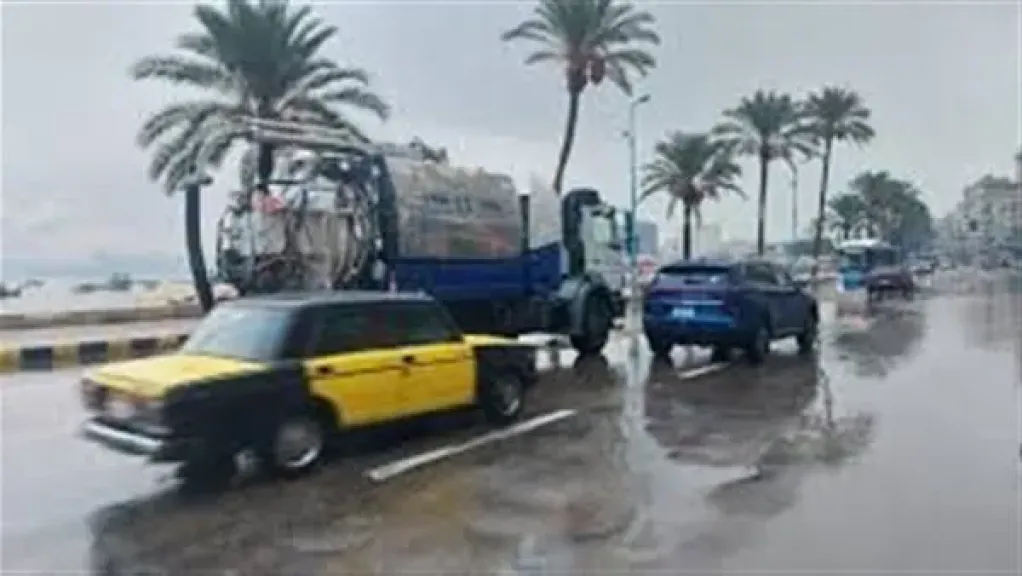 أمطار متفاوتة الشدة على القاهرة الكبرى ومدن الوجه البحري والسواحل الشمالية