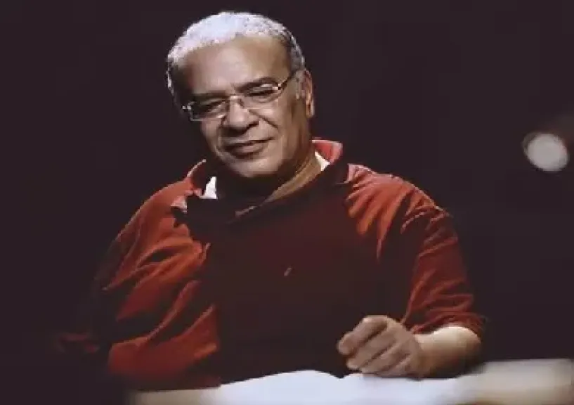 صلاح عبد الله يشكو من التجاهل بأبيات شعرية… وزملاؤه يردون برسائل حب ودعم